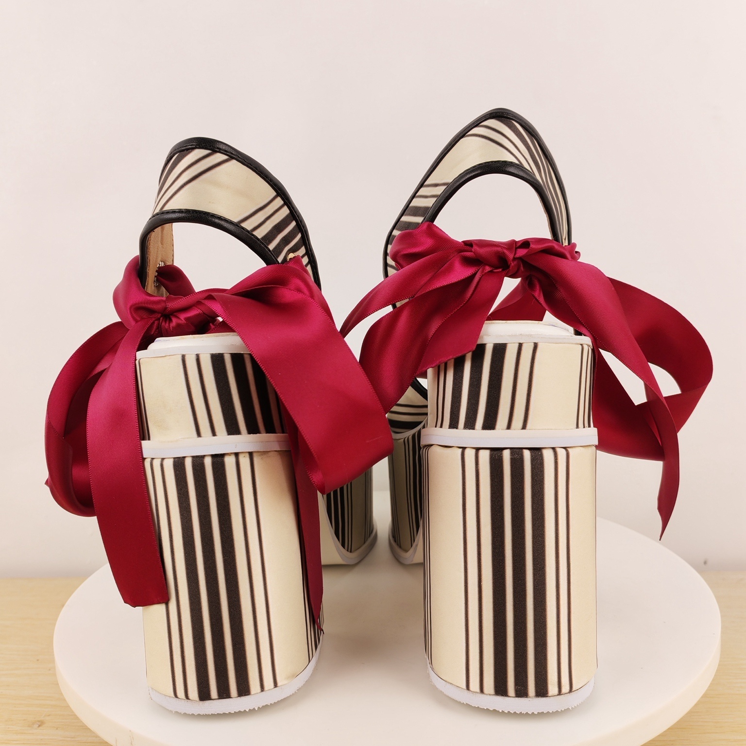 Women's Striped Canvas Chunky  - Satin Bow Tie avaliação e preço